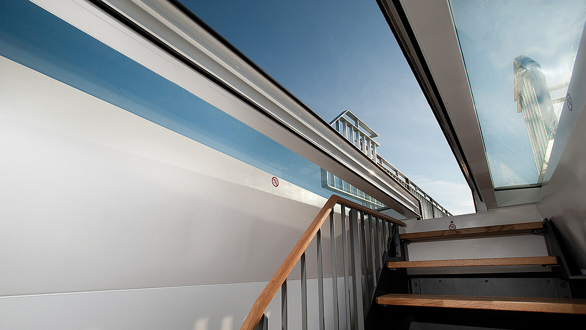 Chaussee35 Berlin (25)001 LAMILUX Flachdach Ausstieg Duo auf einer Dachgeschosswohnung in Berlin