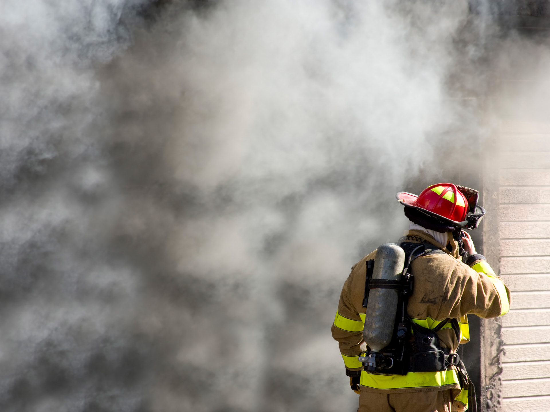Brandschutz und Feuerwehr | insights by LAMILUX